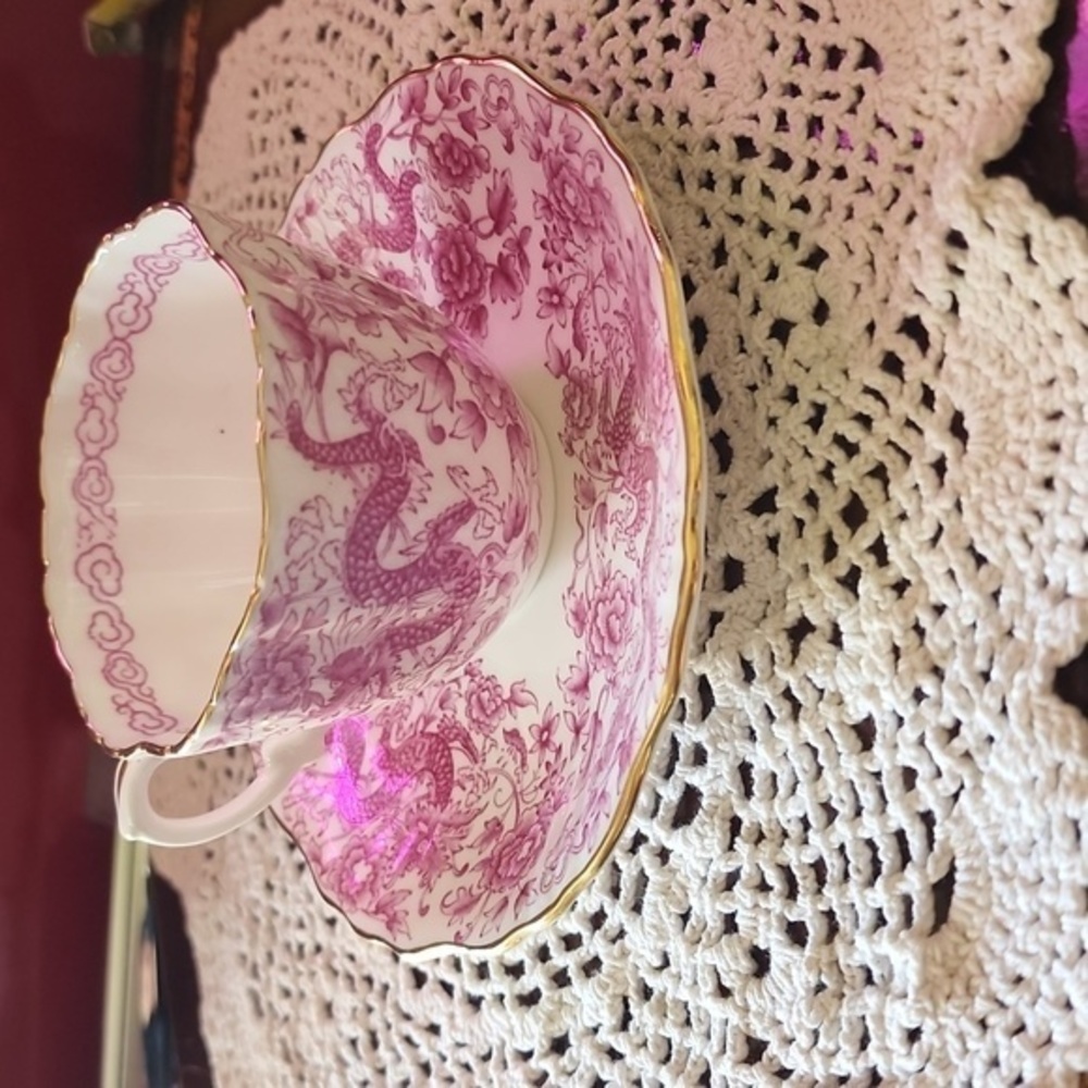 Pekin fine bone china cup an saucer